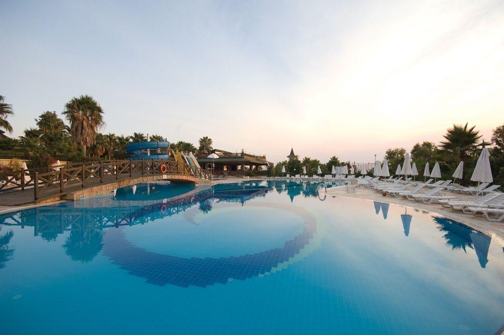 Holiday Garden Resort Okurcalar Bagian luar foto