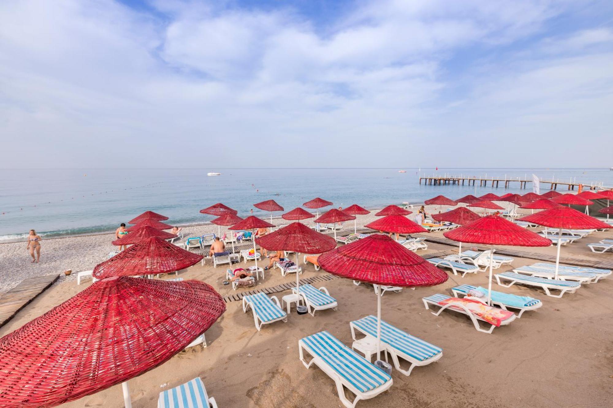 Holiday Garden Resort Okurcalar Bagian luar foto