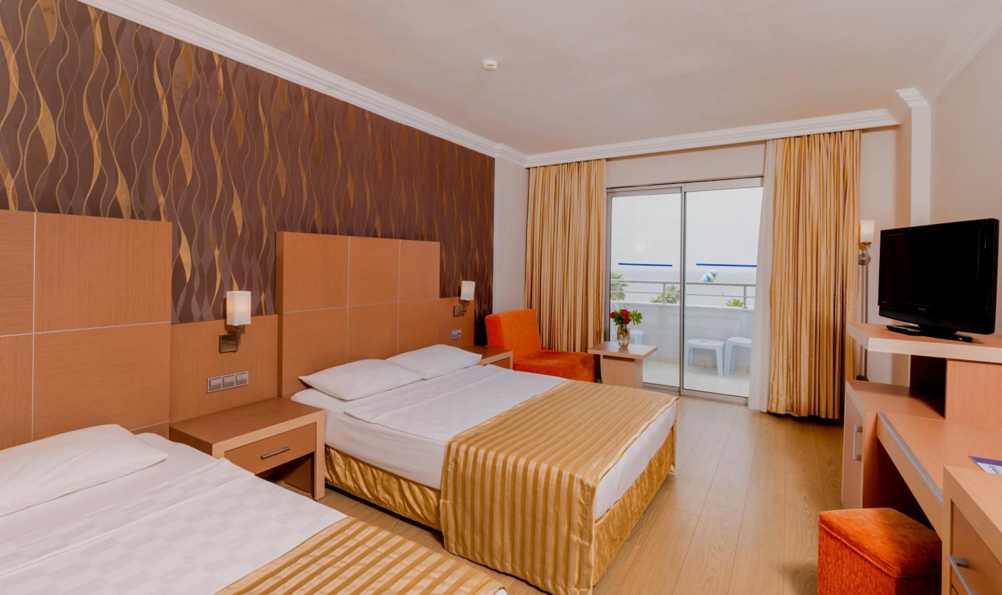 Holiday Garden Resort Okurcalar Bagian luar foto