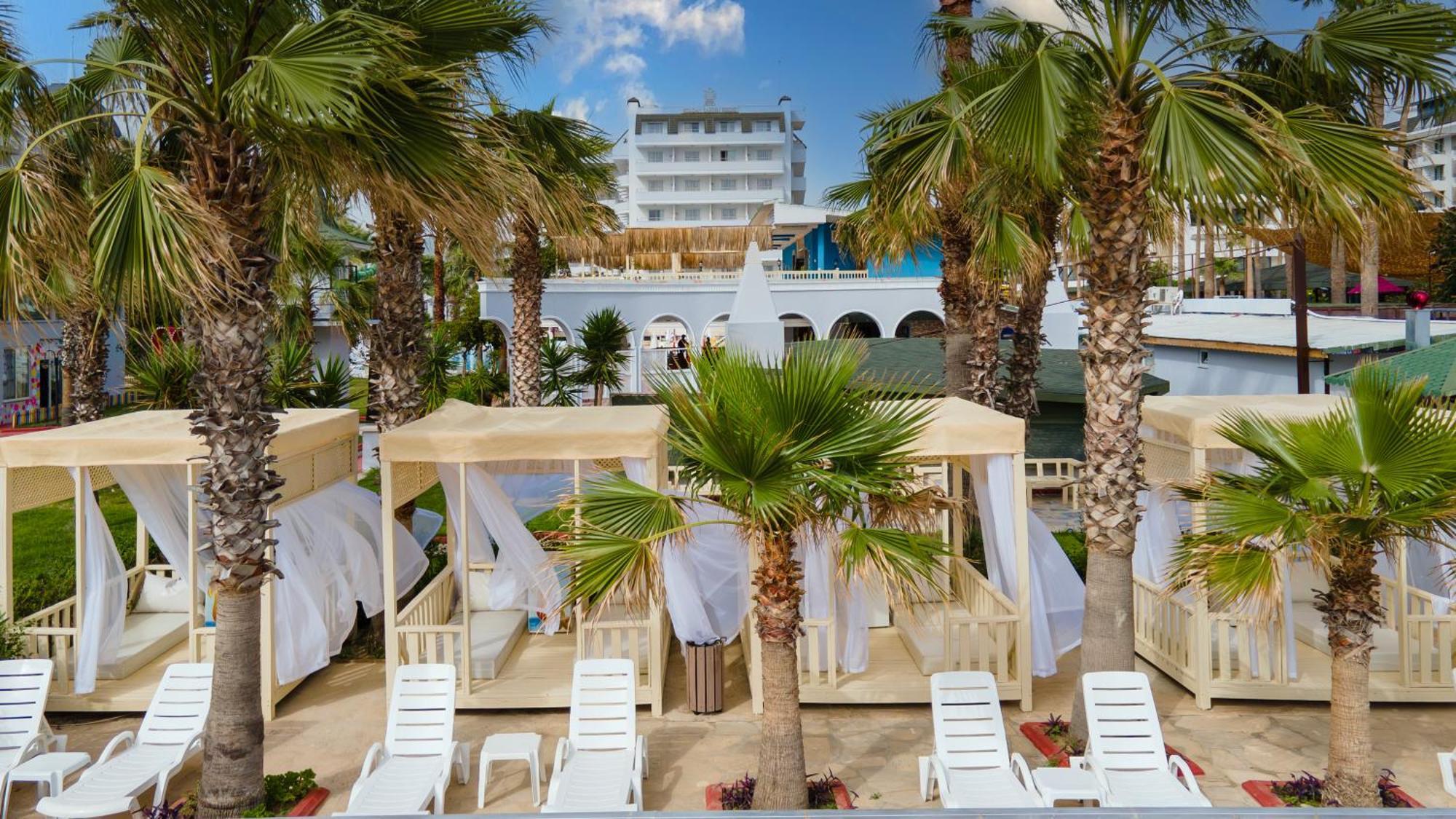 Holiday Garden Resort Okurcalar Bagian luar foto