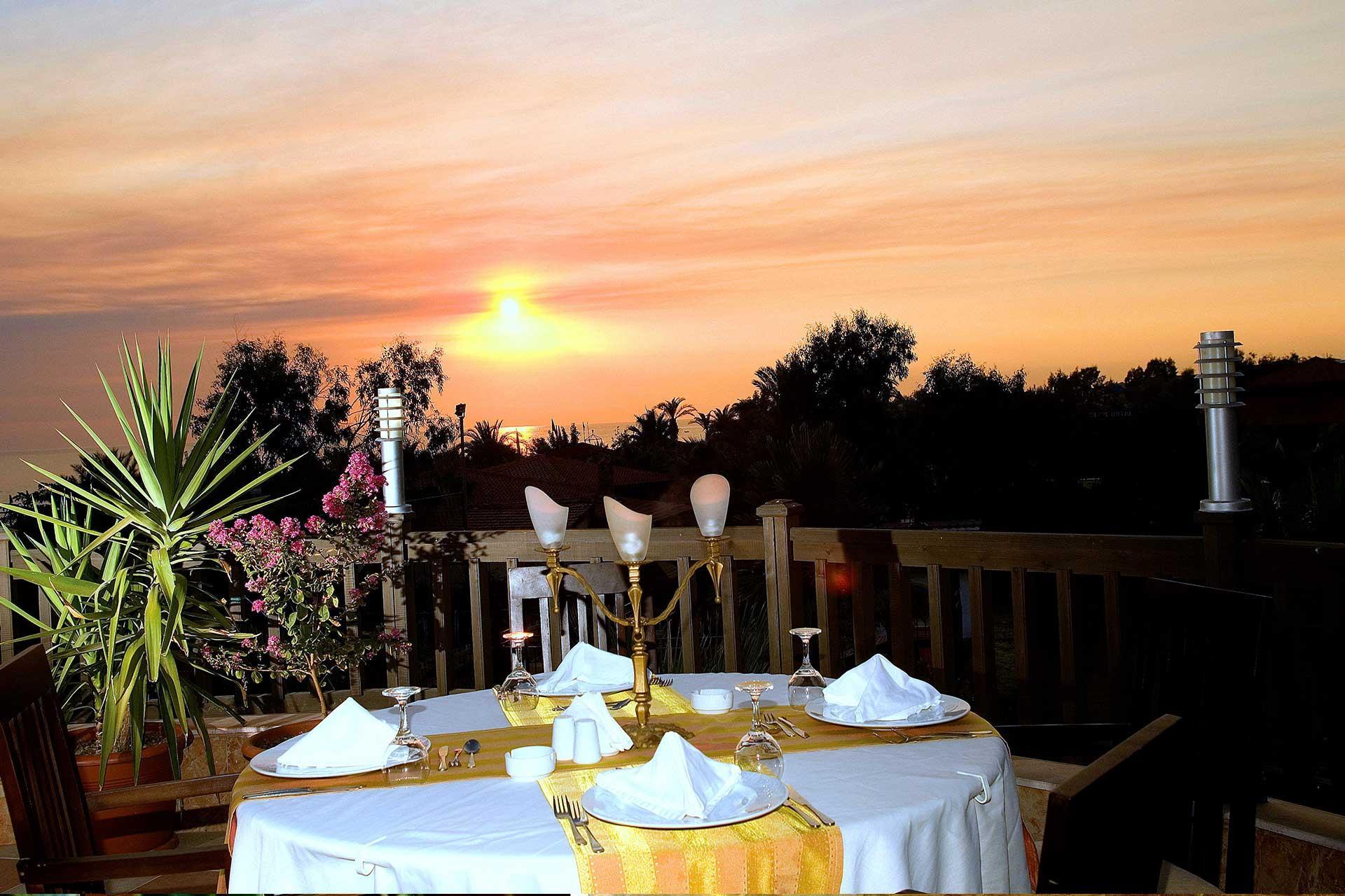 Holiday Garden Resort Okurcalar Bagian luar foto