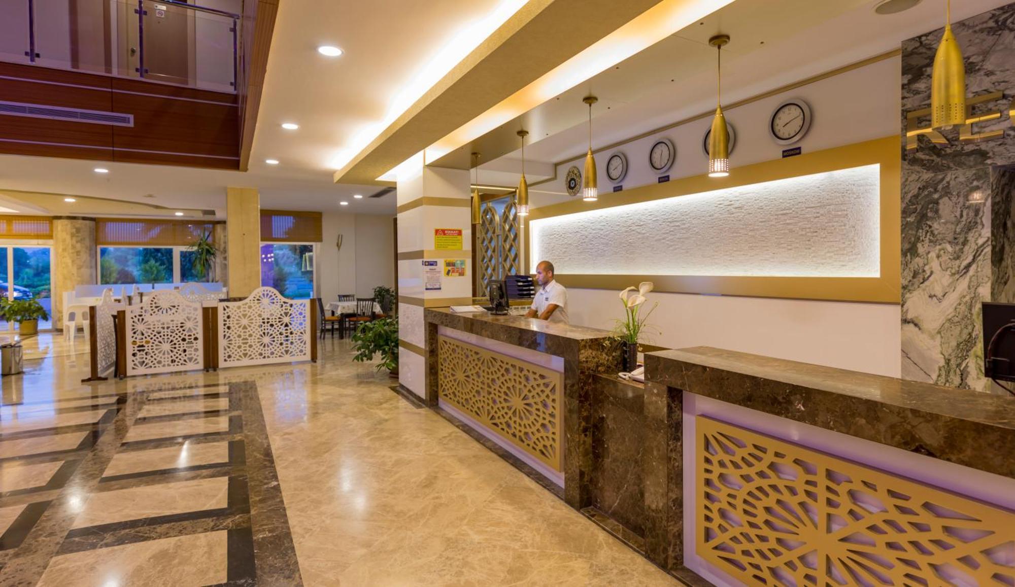 Holiday Garden Resort Okurcalar Bagian luar foto